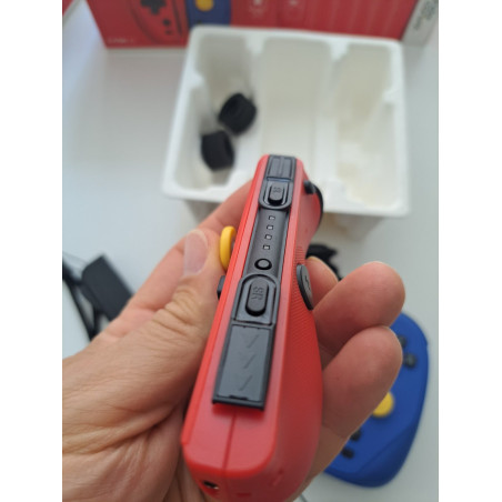 Paire de manettes SWITCH 1 Under Control – Bleu/Rouge