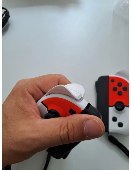 Controller ii-con compatibili SWITCH 1 – Poke Bat
